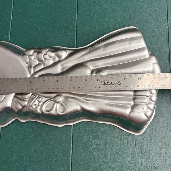 New vintage! Aluminum 1975 Holly Hobbie cake pan by American Greetings Corp - Picture 6 of 7